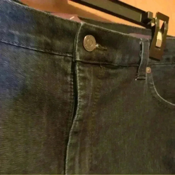 Gloria Vanderbilt Amanda Indigo Straight Leg Jeans Women's 16 - Picture 9 of 16